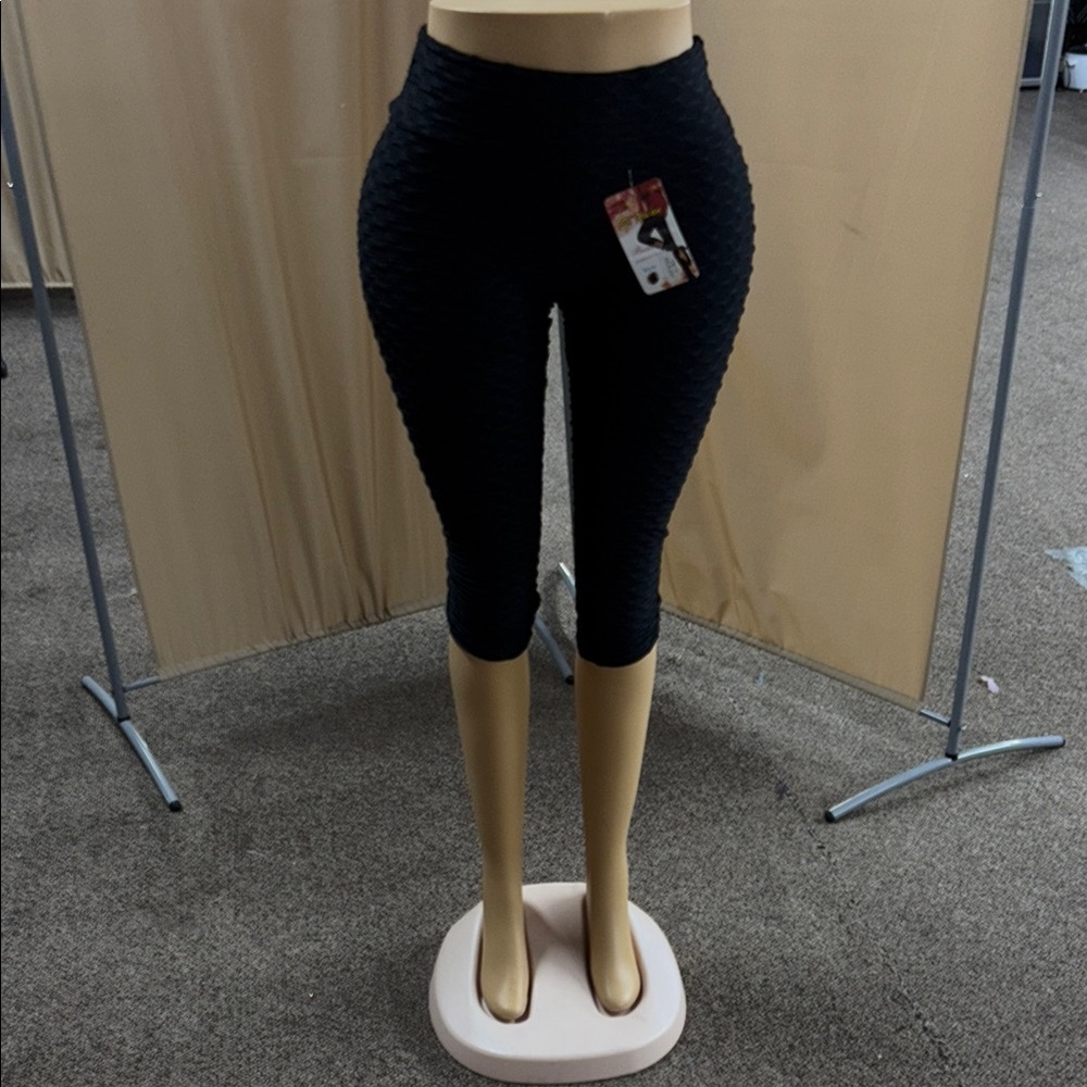 Black Textured Leggings